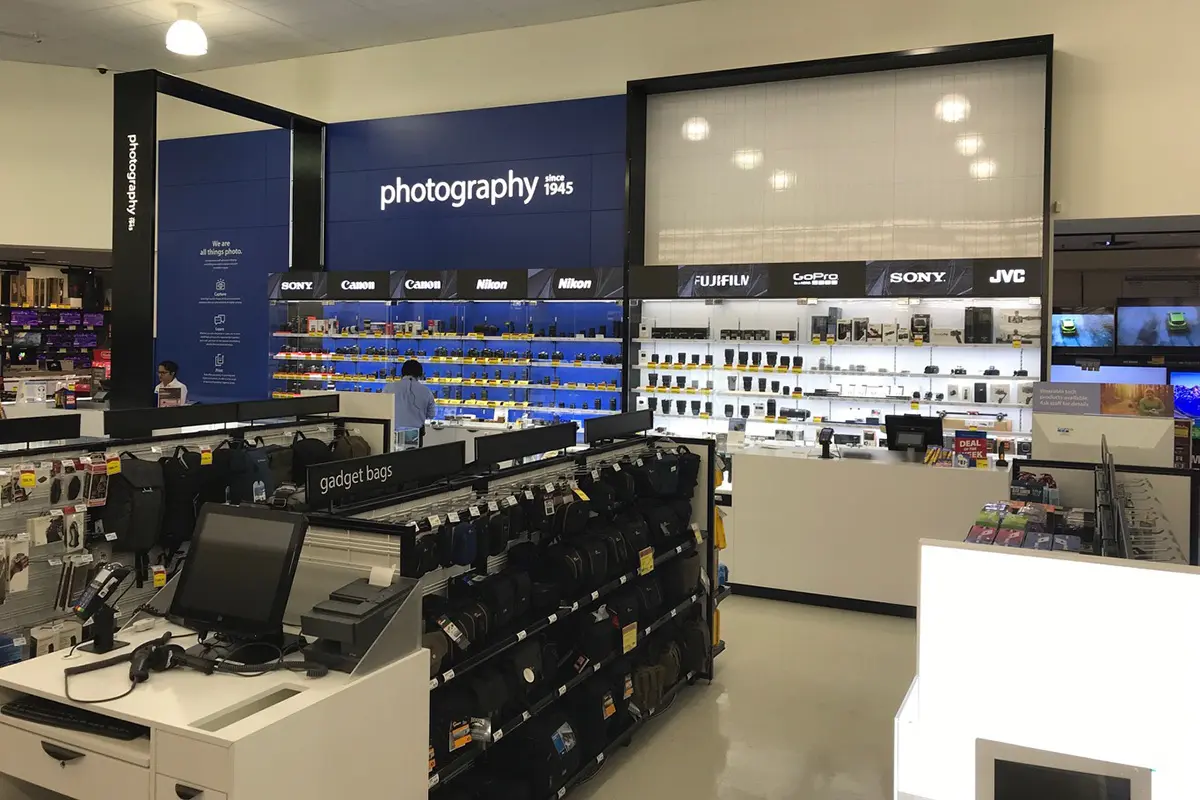 LONDON_DRUGS_05